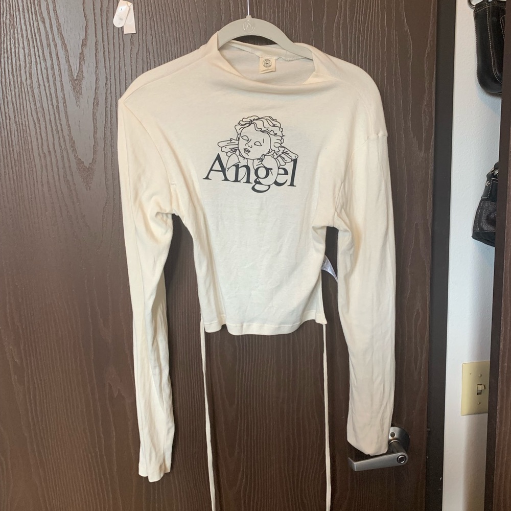 Angel long sleeved graphic open back urban